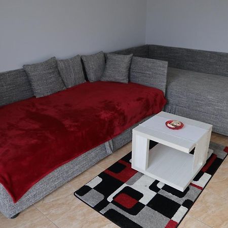 Eva Apartman Szigetvar Bagian luar foto