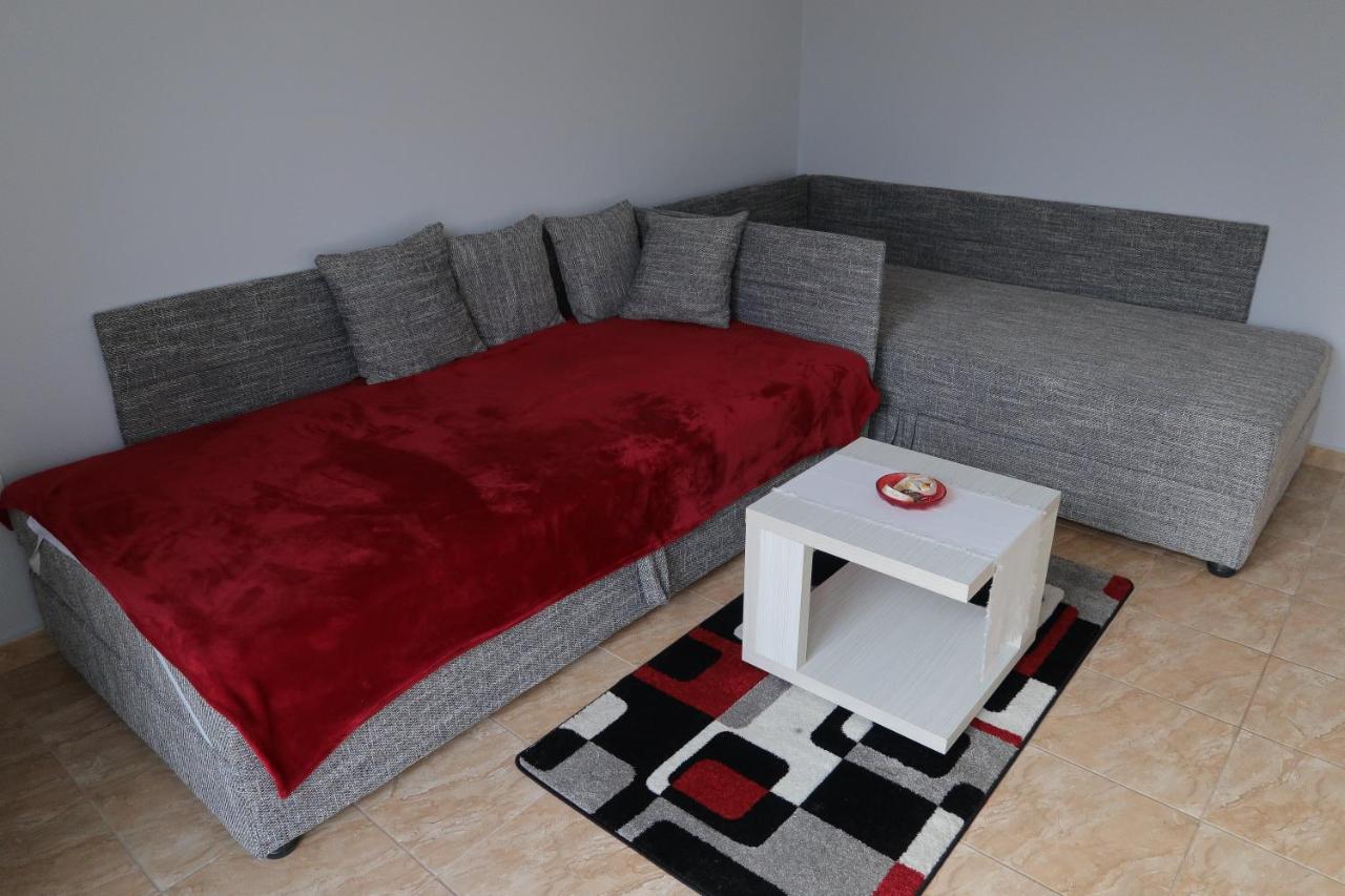 Eva Apartman Szigetvar Bagian luar foto